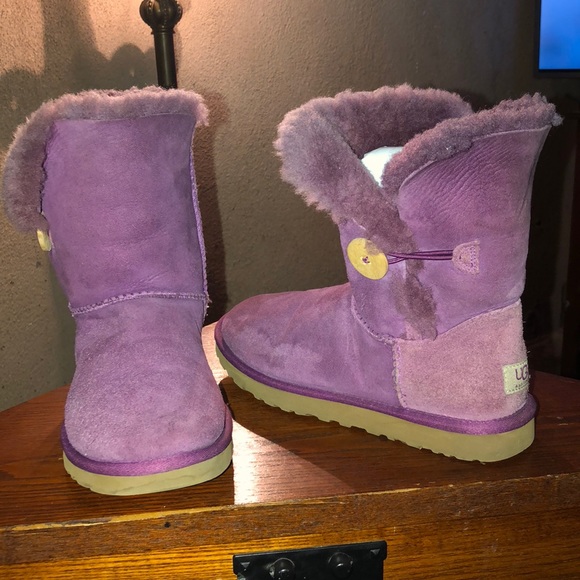 UGG Shoes - UGG Clasic Cuff Purple Booties.